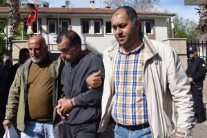 Cinayet sanığı: Korkutmak için silah aldım