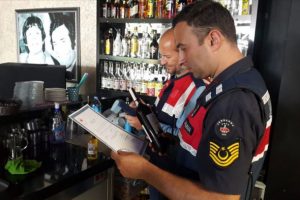 Jandarmadan ülke genelinde kaçak ve sahte alkol uygulaması