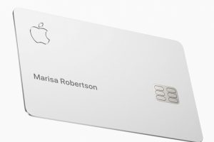 Apple kredi kartını limitli olarak tanıtmaya başladı