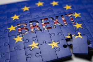 AB İngiltere ile Brexit'i görüşmeye hazır