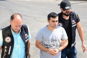 FETÖ'nün emniyetten sorumlu mahrem imamı yakalandı