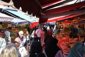 Bursa'da pazar tezgahlarında fiyatlar düşmüyor (ÖZEL HABER)