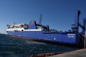 Çeşme-Atina arasındaki feribot seferleri durdu
