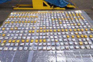 İngiltere'de 40 milyon sterlinlik uyuşturucu operasyonu