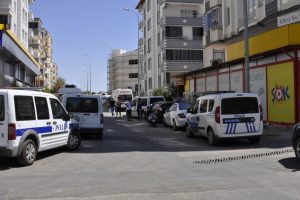 78 yaşındaki eşini bıçaklayarak öldürdü