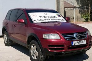 Interpol'ün aradığı cip sınır kapısında yakalandı