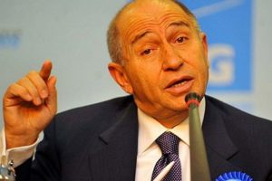 Nihat Özdemir, MHK Yaz Semineri'nde konuştu