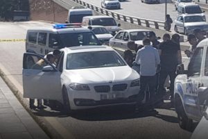 Lüks otomobilde kanlı infaz