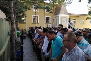 Baraj gölünde boğulan genç son yolculuğuna uğurlandı