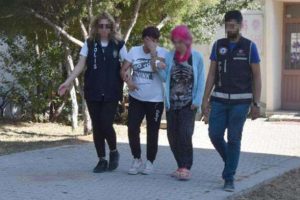 İnternetten tanıştığı kişiyle ilişkiye girip şantaj yaptı