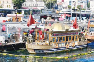 20 kişi saldırdı 25 dikiş atıldı