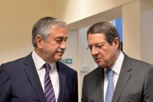 Kıbrıslı liderler bir araya geldi