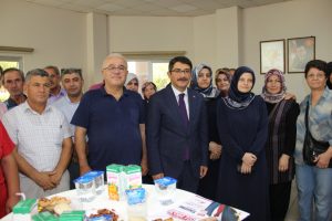 AK Parti Manisa Teşkilatında erken bayramlaşma