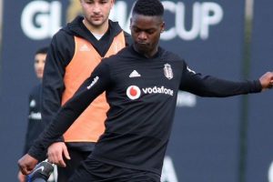 Beşiktaşlı Isimat Mirin, Amiens yolunda