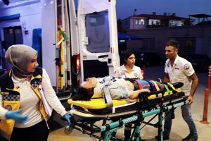 Bursa'da öfkeli baba dehşet saçtı! Kazadan burnu bile kanamadan kurtulan kızını döverek hastanelik etti