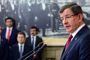 Ahmet Davutoğlu'dan açıklama: Mesele AK Parti'nin derin vicdanına seslenmek
