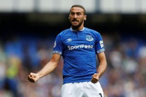 Cenk Tosun kararını verdi!