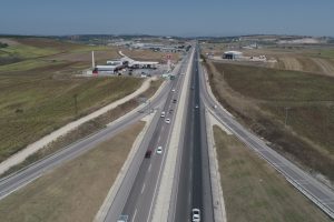 İstanbul-Bursa-İzmir otoyolu sürücülere rahat nefes aldırdı
