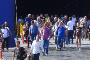Bandırma İskelesi'nde bayram yoğunluğu