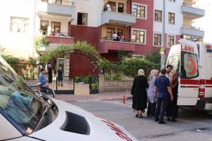Asansör 6. kattan yere çakıldı: 5 yaralı