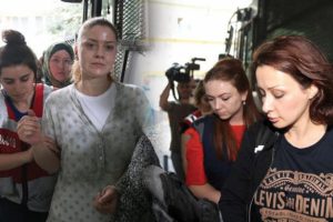 Her şeyi tek tek anlattı: ''Yarışmacı kıza birçok defa...''