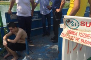 Gözyaşlarına boğuldu: ''Onu ben öldürdüm bu acıyla nasıl yaşanır''