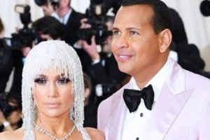 Jennifer Lopez'in sevgilisi soyuldu
