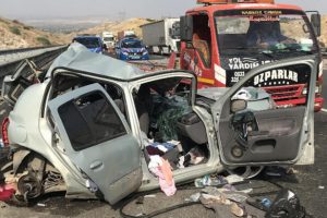 Trafik kazası 2 can aldı