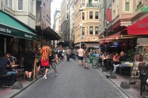 Taksim'de cam bardak yasağı