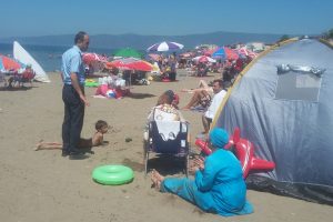 Bursa Gemlik'te zabıtadan çadırlara müdahale