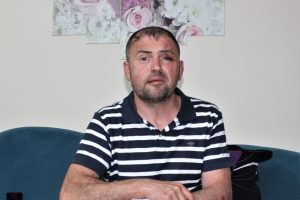 Bursa'da gazinin acımasızca darp edildiği kafede rezalet diz boyu