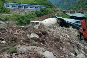 Çin'de heyelan: 17 kişi kayıp