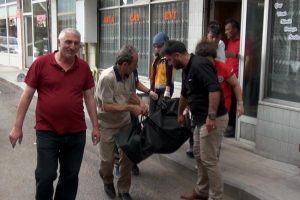 Kaldığı otel odasında ölü bulundu
