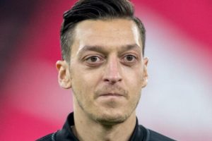 Unai Emery'den ''Mesut Özil'' açıklaması