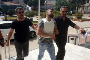 Eski sevgilisi ve erkek arkadaşını öldürdü, 'Pişmanım' dedi