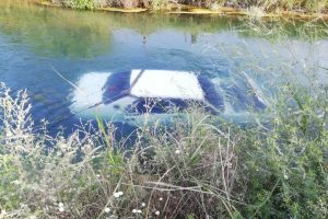 Çalınan otomobil sulama kanalında bulundu