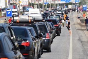 Kapıkule'de uzun araç kuyrukları oluştu