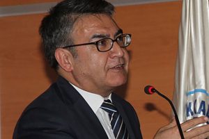 Yaşar Erdinç hayatını kaybetti