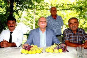TZOB Başkanı Bayraktar: Üzüm satacağınız kişinin ticari itibarı olmalı