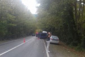 Hatıra fotoğrafı çektirmek isterken canından oldu