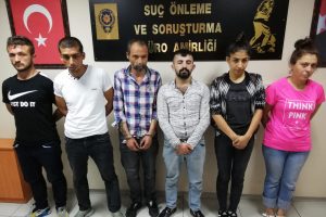 Bursa'da uyuşturucu yuvasında yakalandılar