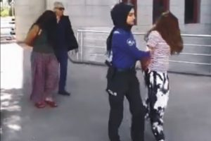 Ziynet eşyası çalan hırsızlar yakalandı