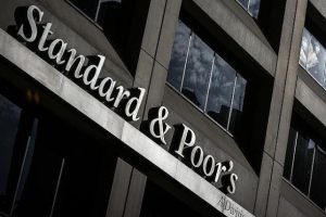 S&P Arjantin'in kredi notunu düşürdü