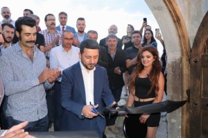 Ünlü oyuncu Murat Ünalmış Kapadokya'da işletme açtı