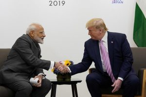 Trump, Modi ile Keşmir'i görüştü