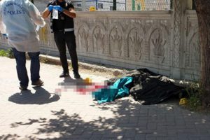 1 çocuk annesi kadın sokak ortasında öldürüldü