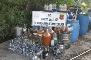 Bursa'da kaçak içki operasyonu