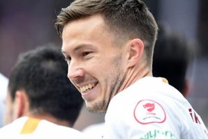 Galatasaray'dan Linnes kararı!