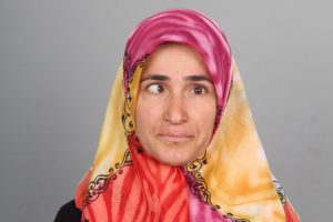 Oğlunu arayan kadın akıma kapılarak öldü