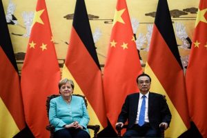 Angela Merkel Çin'de